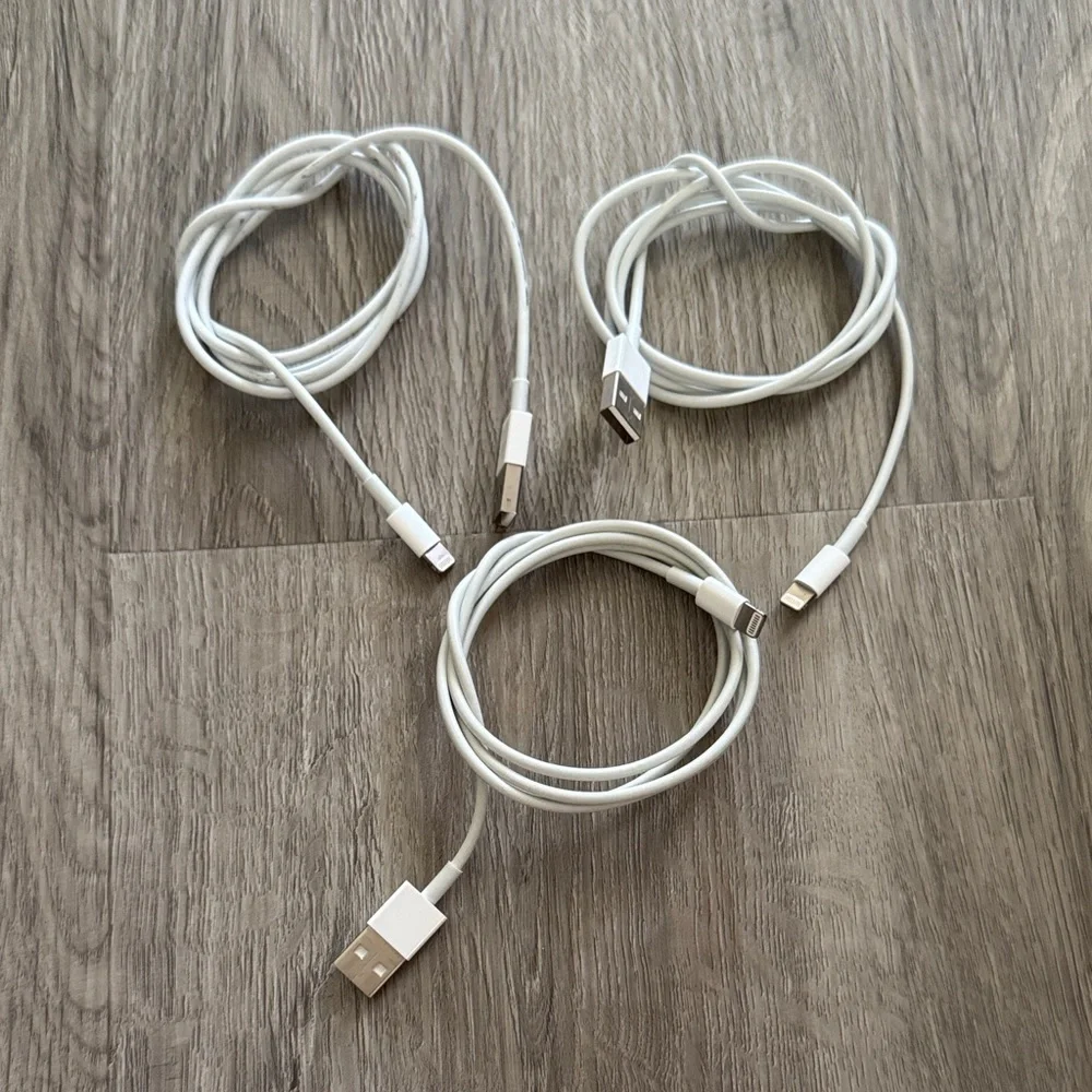 Apple USB to Lightning Charging Cable
